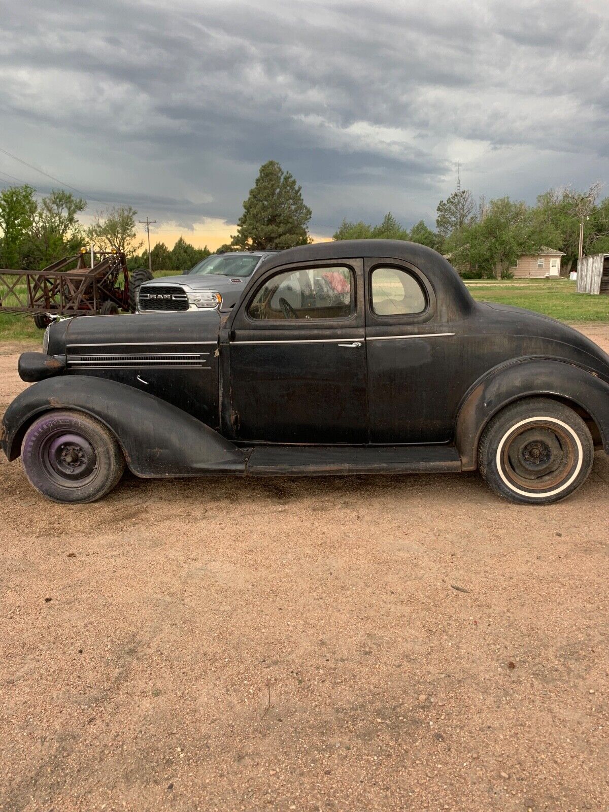 Dodge-Other-Coupe-1936-Black-Brown-999999-6