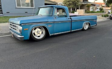 Dodge-Other-Pickups-1971-Blue-Blue-93284-2