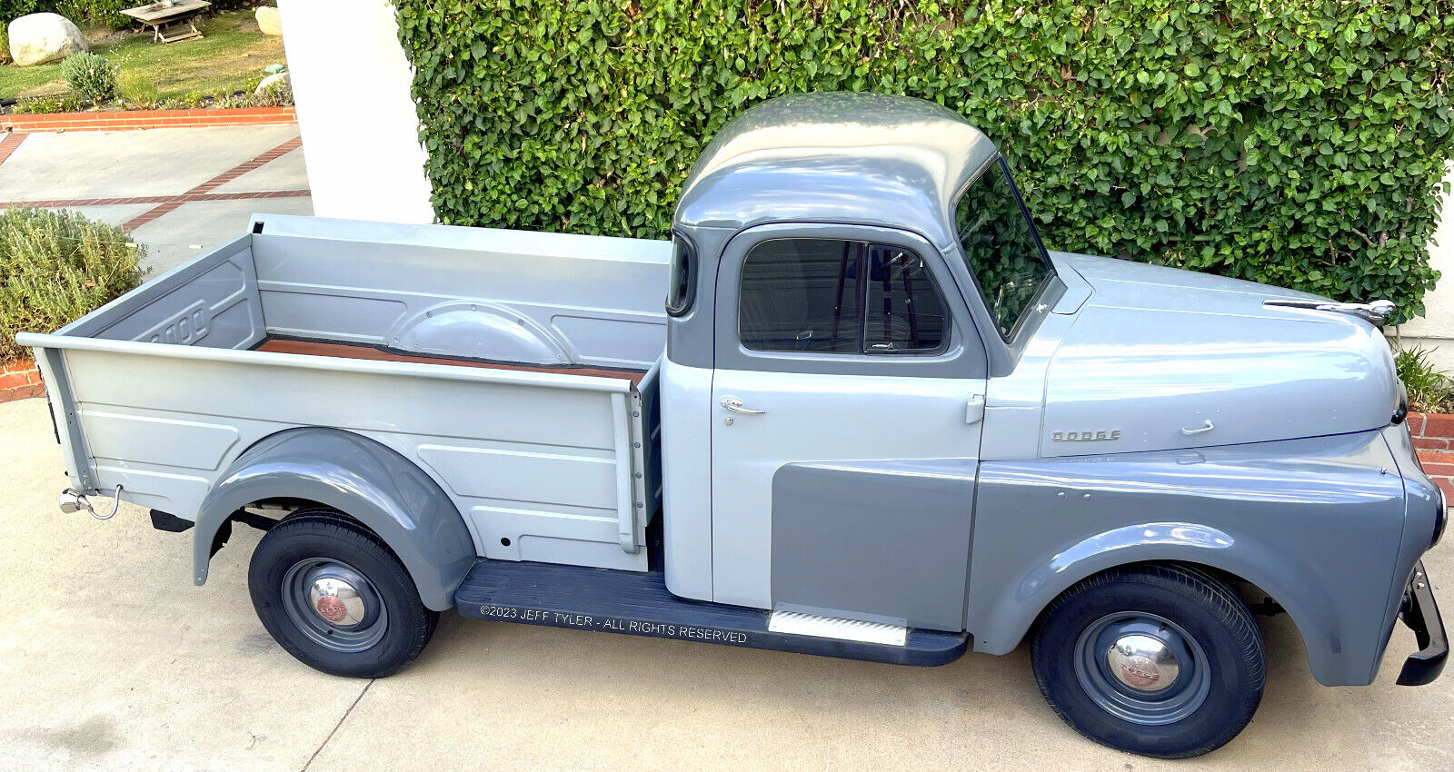 Dodge-Other-Pickups-Pickup-1949-Gray-Black-33899-2