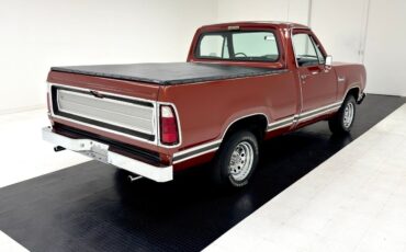 Dodge-Other-Pickups-Pickup-1977-Russet-Poly-Black-171083-4