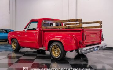 Dodge-Other-Pickups-Pickup-1979-Red-Black-25569-7