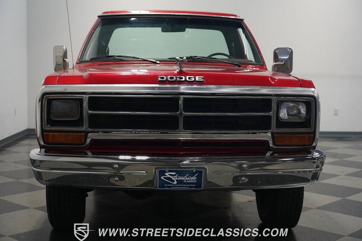 Dodge-Other-Pickups-Pickup-1985-Red-Red-114807-5