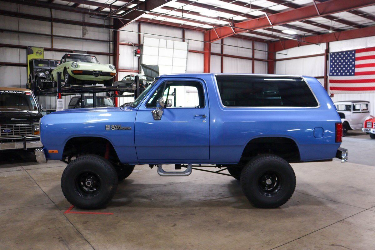 Dodge-Other-Pickups-Pickup-1986-Blue-Gray-82674-3