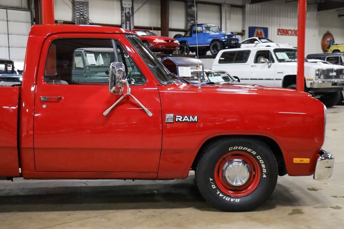 Dodge-Other-Pickups-Pickup-1987-Red-Red-43660-10