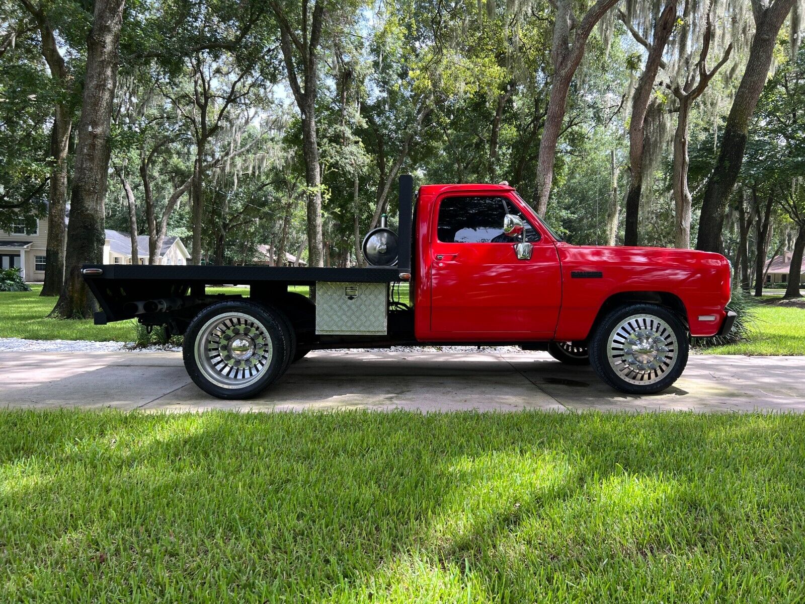 Dodge-Other-Pickups-Pickup-1991-Red-Black-8047-2