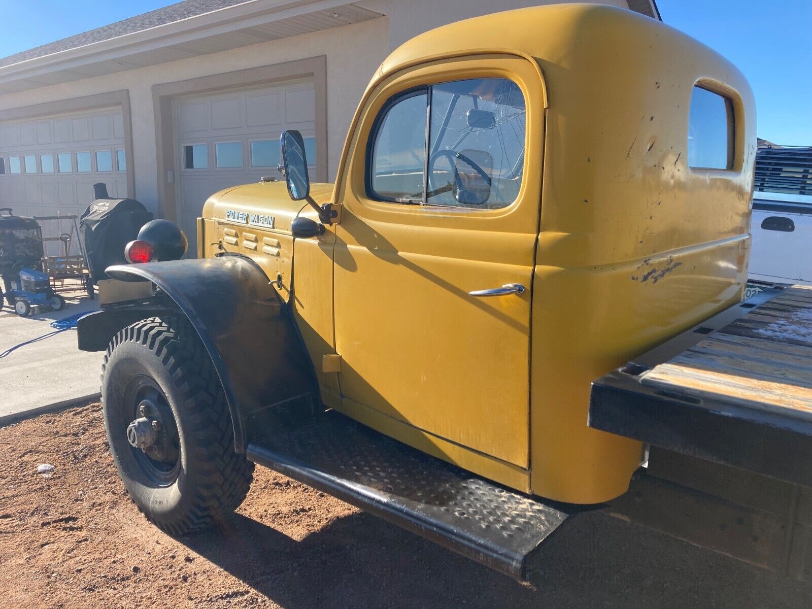 Dodge-Power-Wagon-1952-Yellow-Black-78031-3