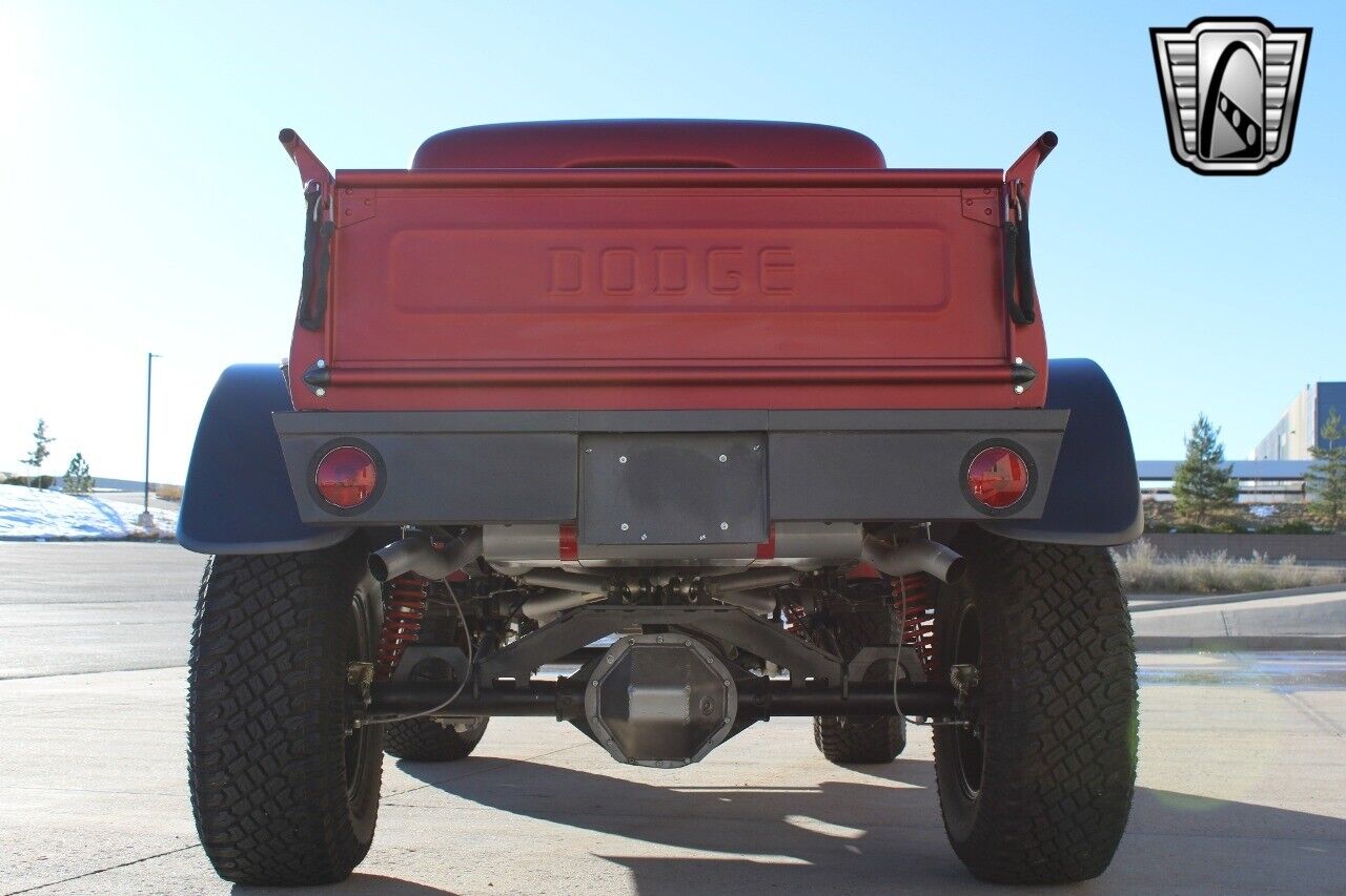 Dodge-Power-Wagon-Pickup-1941-Red-Black-29-5