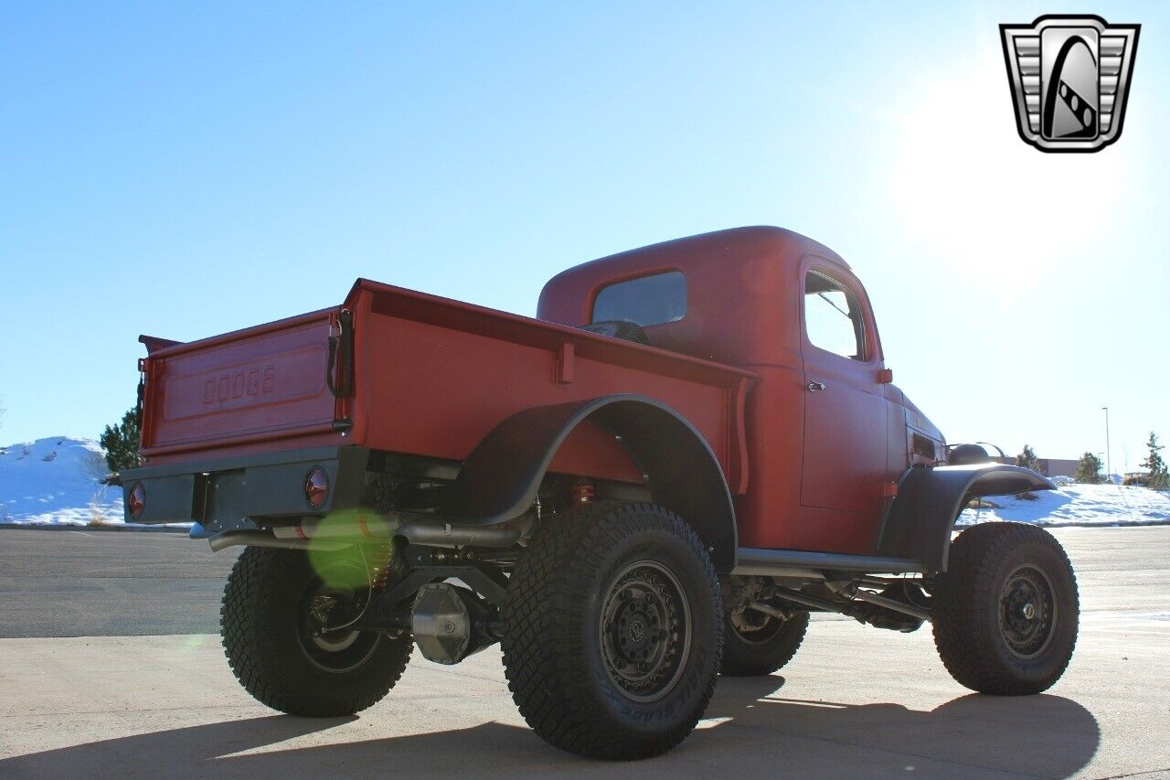 Dodge-Power-Wagon-Pickup-1941-Red-Black-29-6