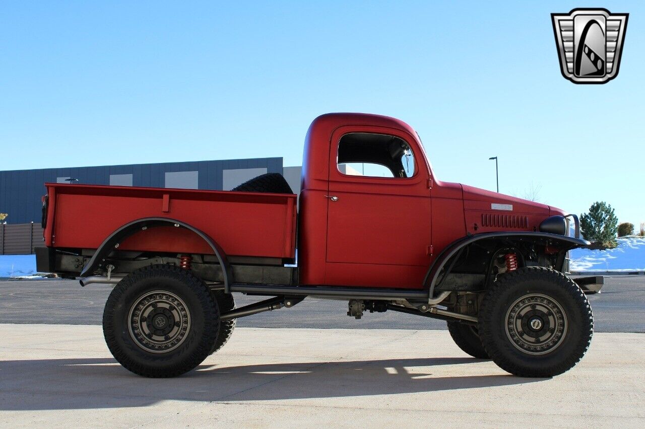 Dodge-Power-Wagon-Pickup-1941-Red-Black-29-7