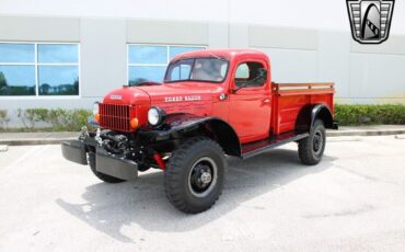 Dodge-Power-Wagon-Pickup-1963-Red-Black-70180-3