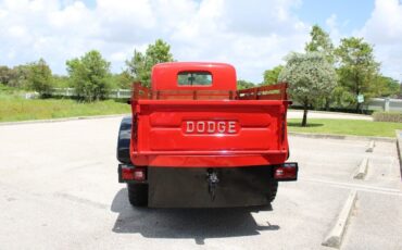 Dodge-Power-Wagon-Pickup-1963-Red-Black-70180-6