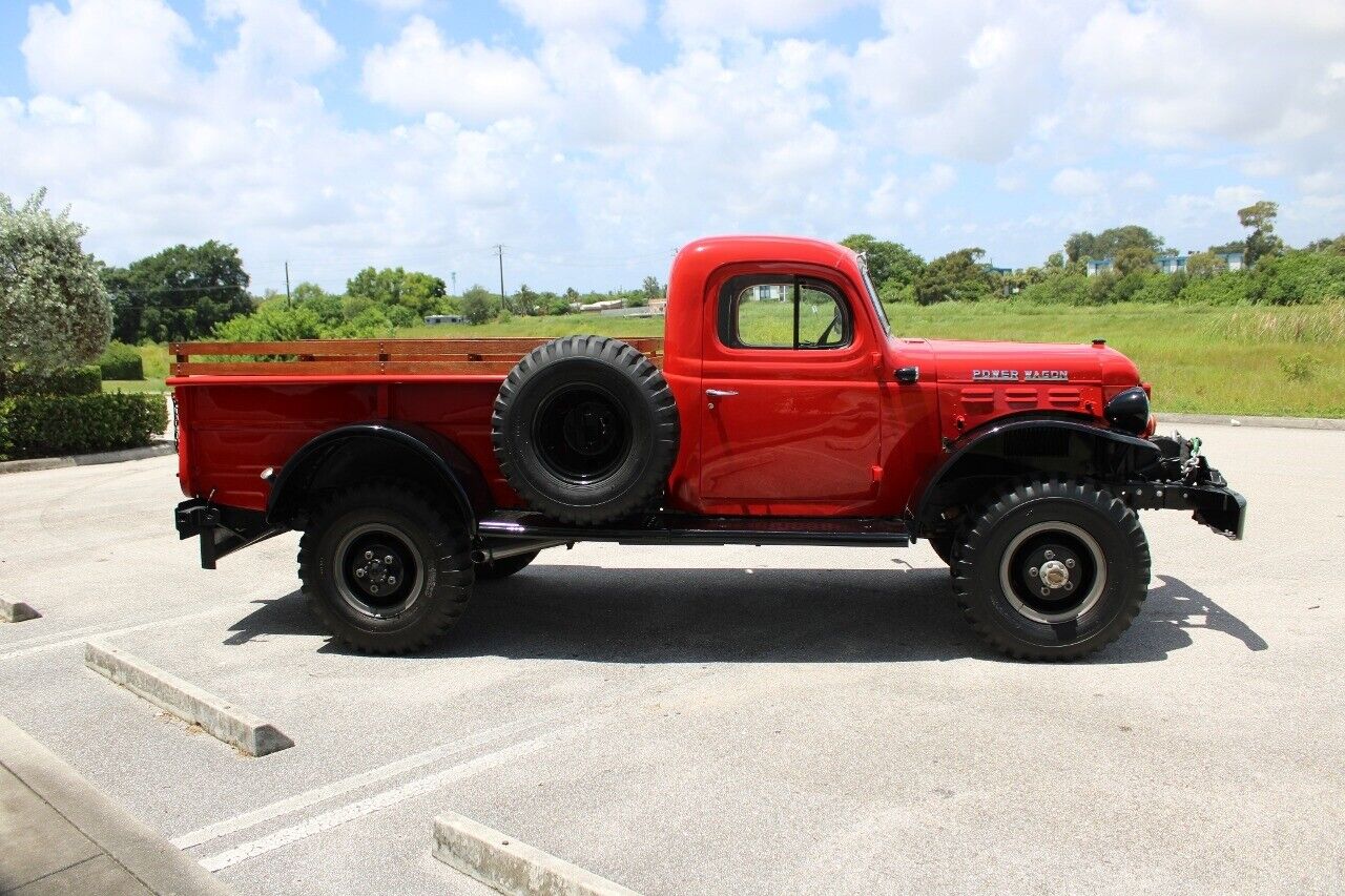 Dodge-Power-Wagon-Pickup-1963-Red-Black-70180-8