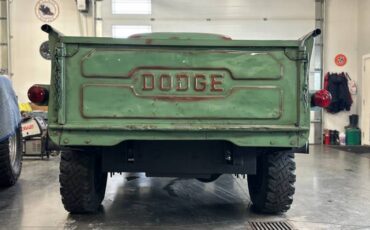 Dodge-Power-wagon-1948-green-40234-22