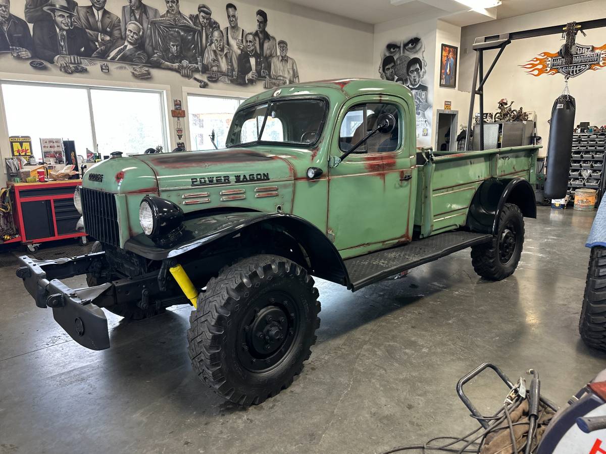 Dodge-Power-wagon-1948-green-40234-3