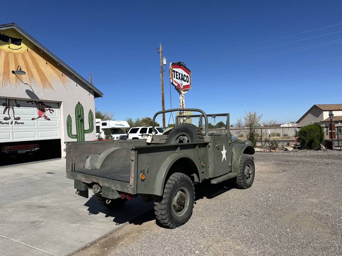 Dodge-Power-wagon-1954-green-78858-2