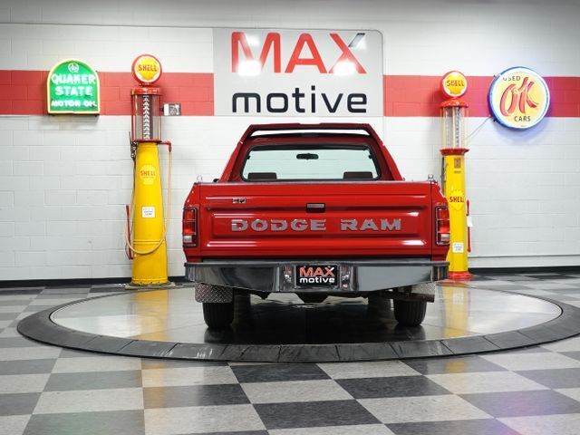 Dodge-Ram-100-1990-Red-Red-90884-3