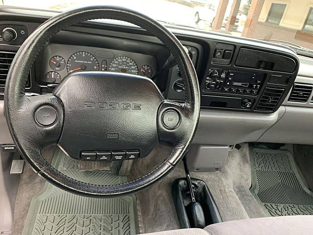 Dodge-Ram-1500-1995-white-140013-10