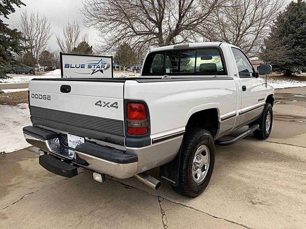 Dodge-Ram-1500-1995-white-140013-2