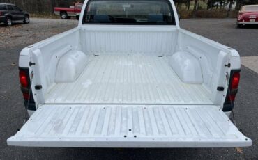 Dodge-Ram-1500-1995-white-176594-23