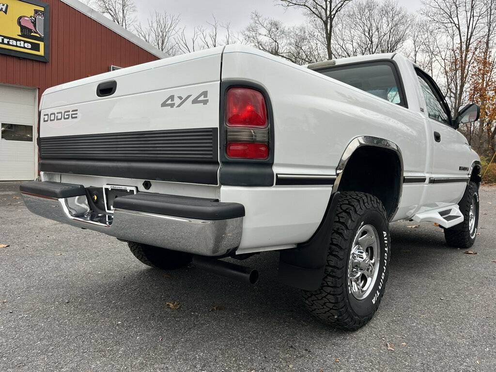 Dodge-Ram-1500-1995-white-176594-3