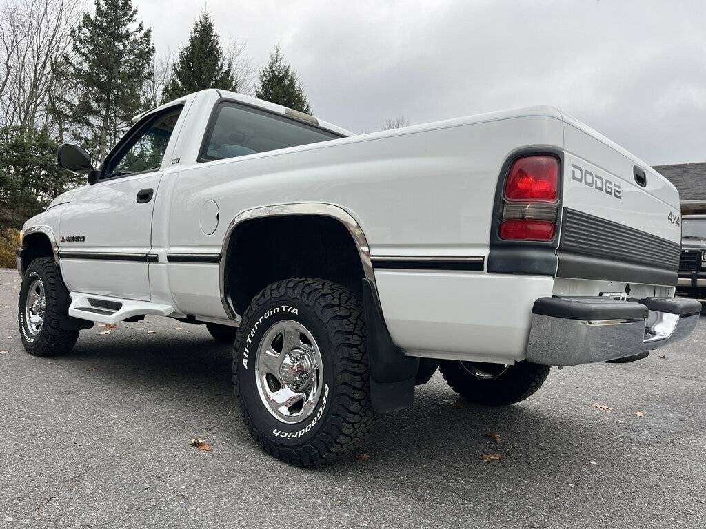 Dodge-Ram-1500-1995-white-176594-7