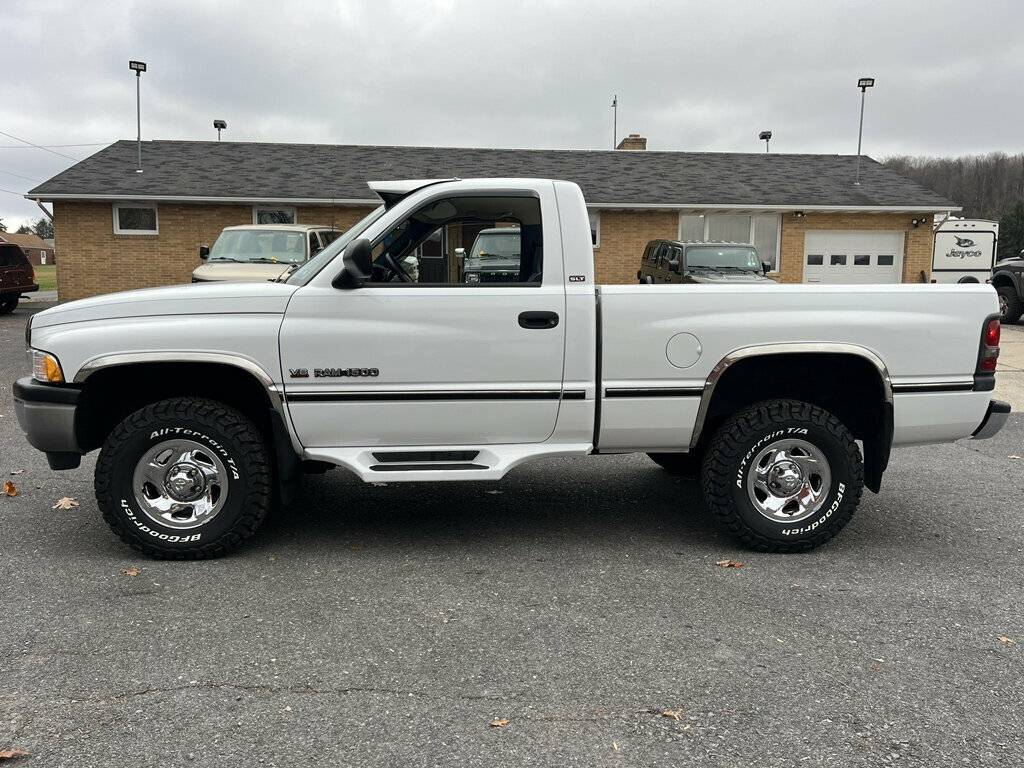 Dodge-Ram-1500-1995-white-176594-9