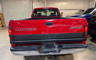 Dodge-Ram-2500-Pickup-1995-Red-Gray-128748-10