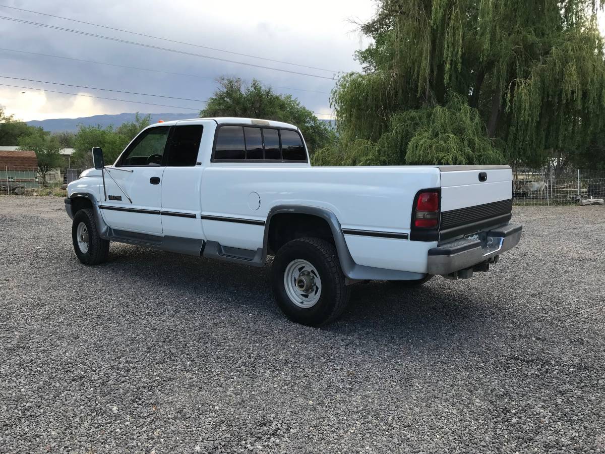 Dodge-Ram-2500-diesel-1995-white-394288-3