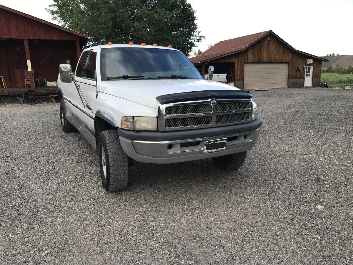 Dodge-Ram-2500-diesel-1995-white-394288