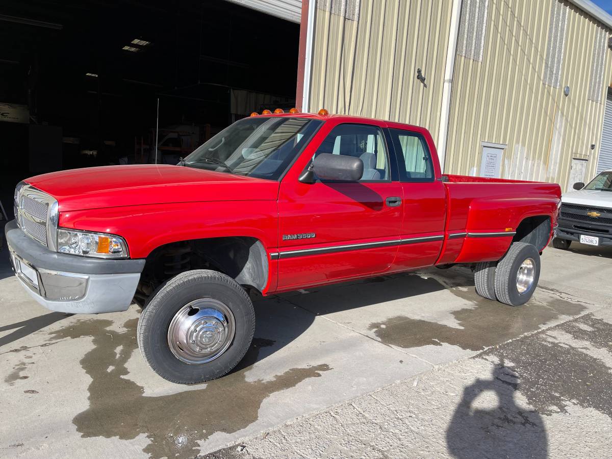 Dodge-Ram-3500-1995-red-99779-2