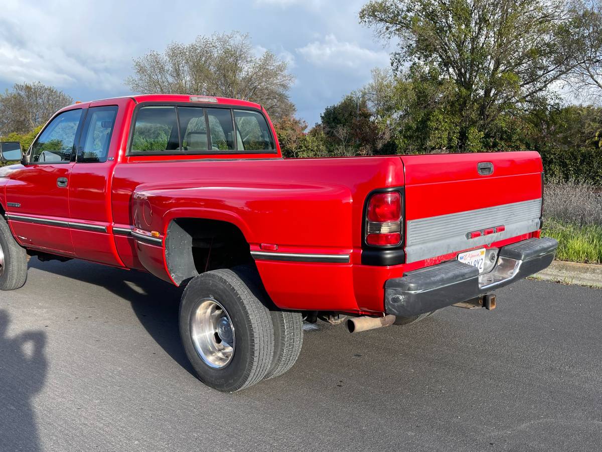 Dodge-Ram-3500-1995-red-99779-6