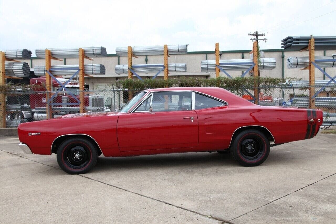 Dodge-SUPER-BEE-2907-IN-REGISTRY-Coupe-1968-Maroon-Black-161-5