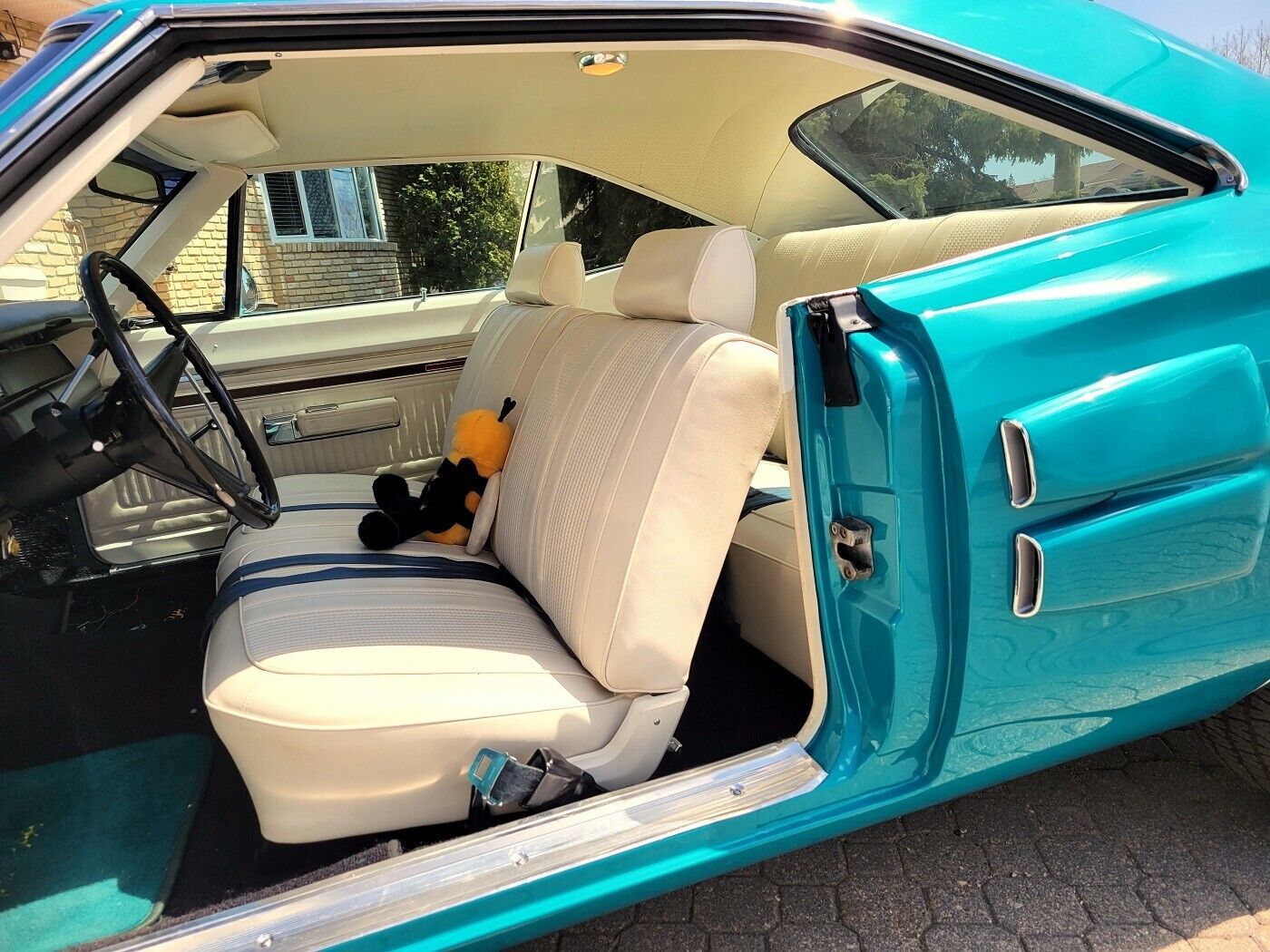 Dodge-SUPER-BEE-Coupe-1969-BRITE-TURQUOISE-METALIC-White-7641-6