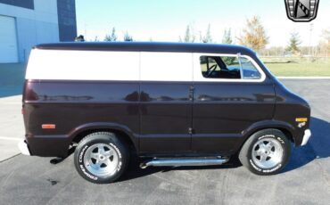 Dodge-Sportsman-Van-Cabriolet-1973-Black-Black-628-6