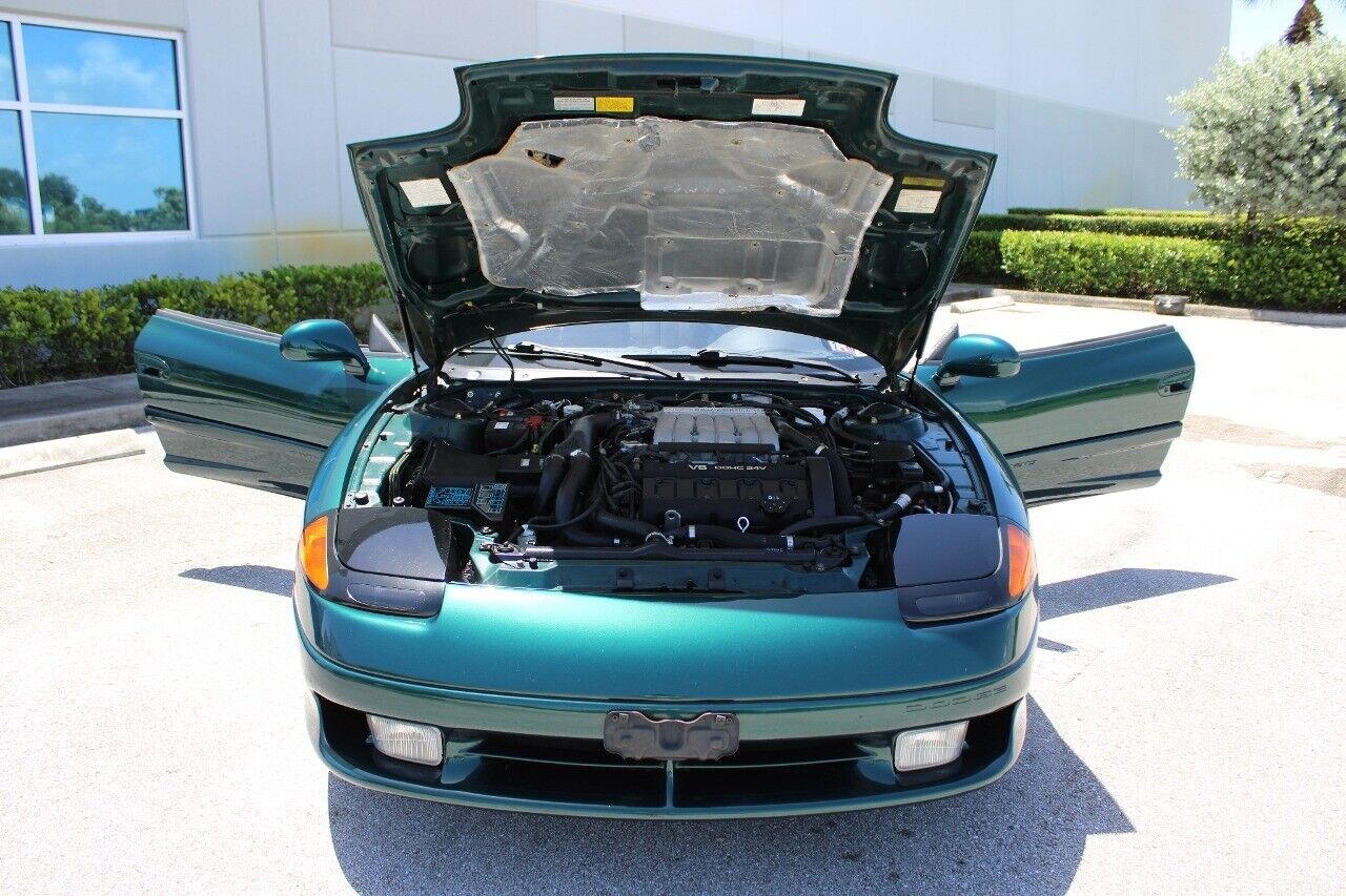 Dodge-Stealth-Coupe-1993-Green-Black-43327-10