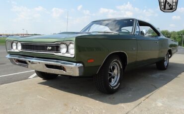 Dodge-Super-Bee-Coupe-1969-Green-Green-32628-3