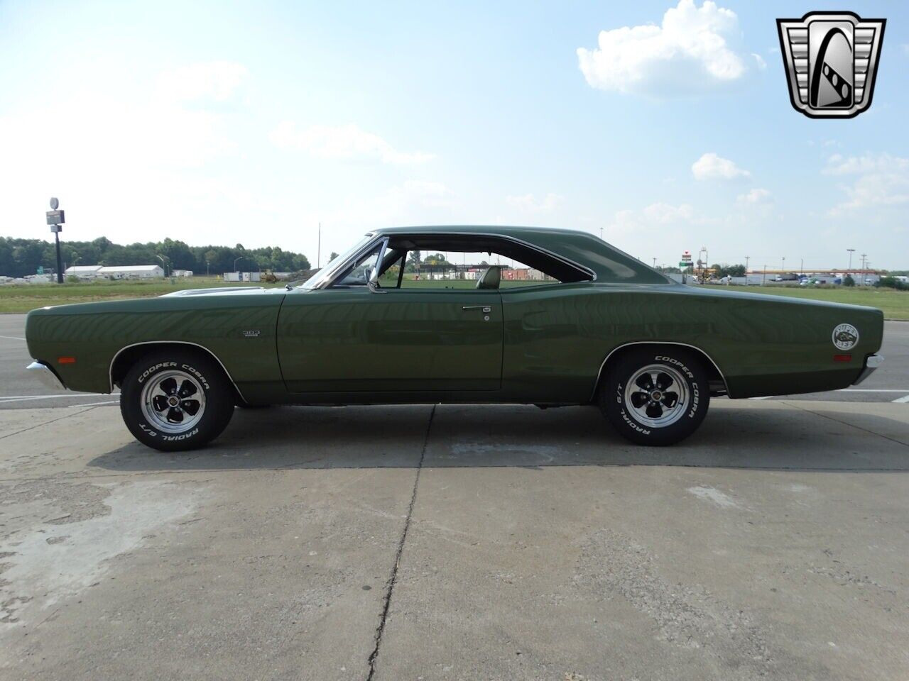 Dodge-Super-Bee-Coupe-1969-Green-Green-32628-4