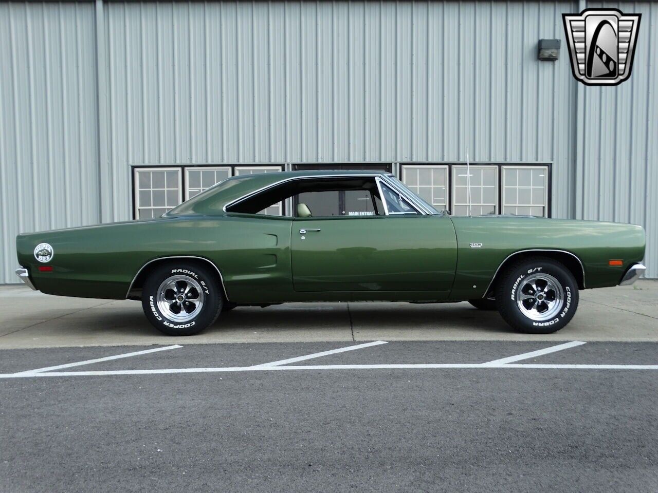 Dodge-Super-Bee-Coupe-1969-Green-Green-32628-8