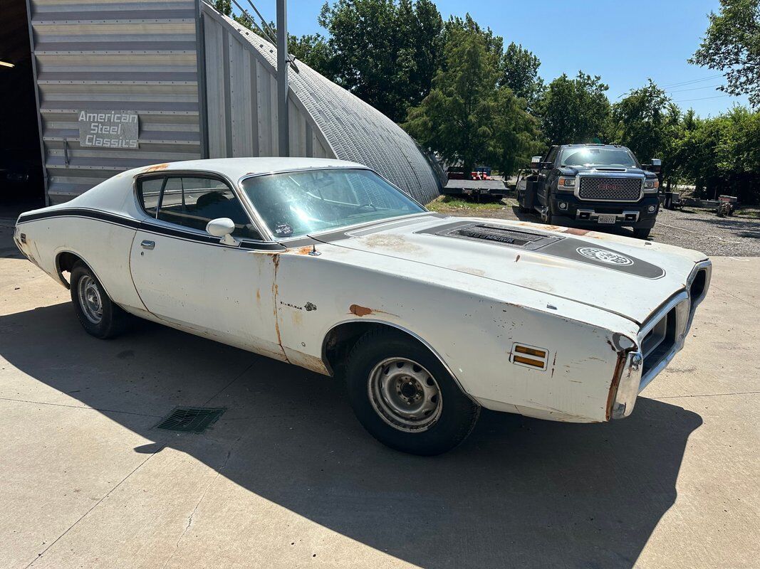 Dodge-Superbee-1971-White-Black-99999-1