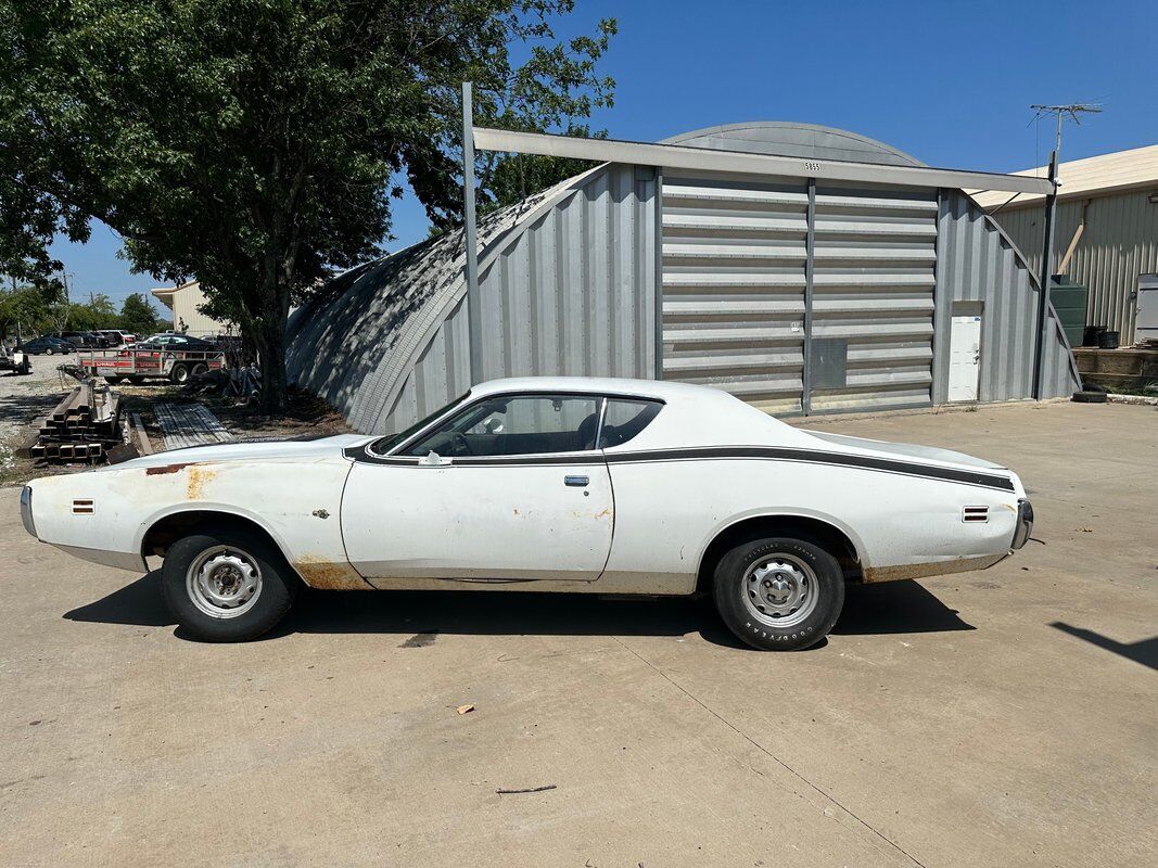 Dodge-Superbee-1971-White-Black-99999-18