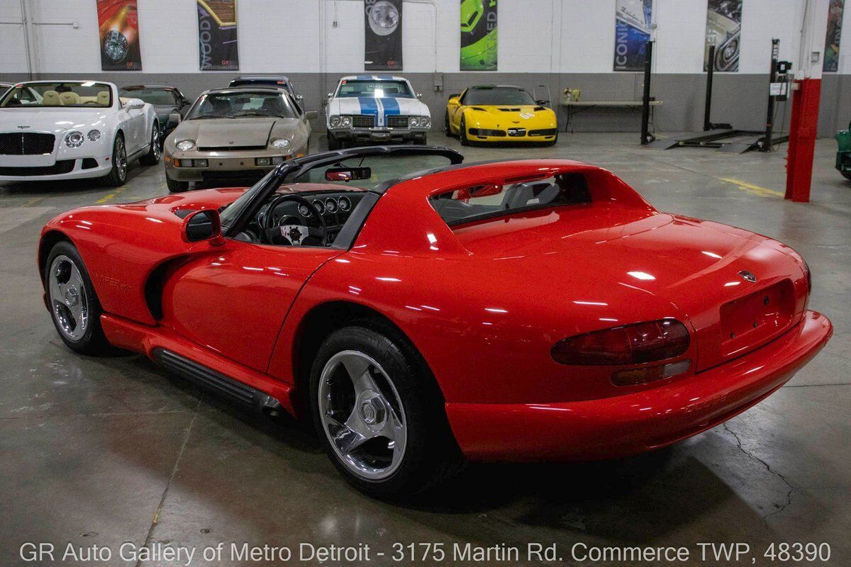 Dodge-Viper-1994-Red-Black-26472-4