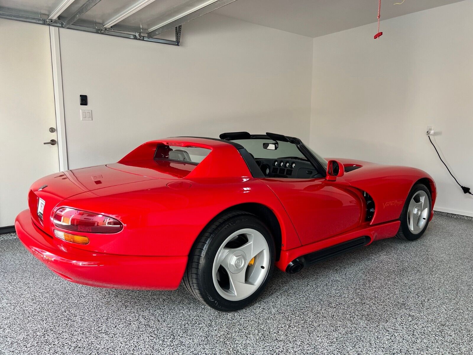 Dodge-Viper-Cabriolet-1995-Red-Gray-8438-8