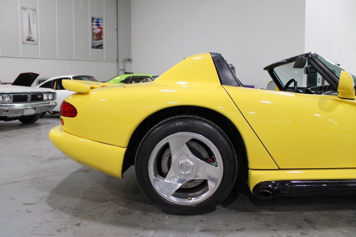 Dodge-Viper-Cabriolet-1995-Yellow-Black-42236-7