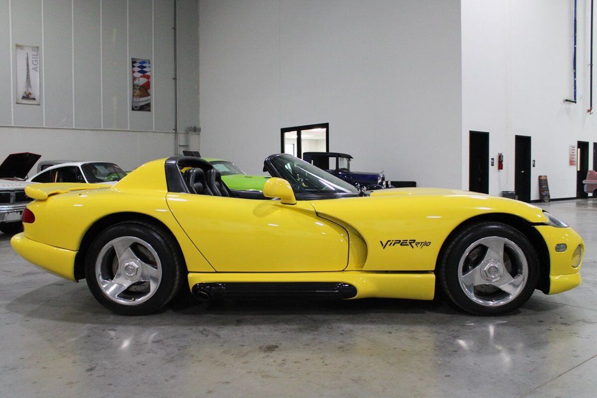 Dodge-Viper-Cabriolet-1995-Yellow-Black-42236-8