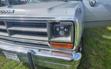 Dodge-W250-4x4-diesel-1990-grey-193121-15