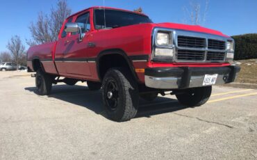 Dodge-W250-diesel-1993-red-709719