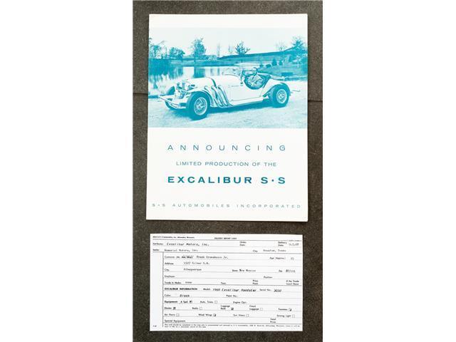 Excalibur-SS-Cabriolet-1968-Black-Red-43113-23