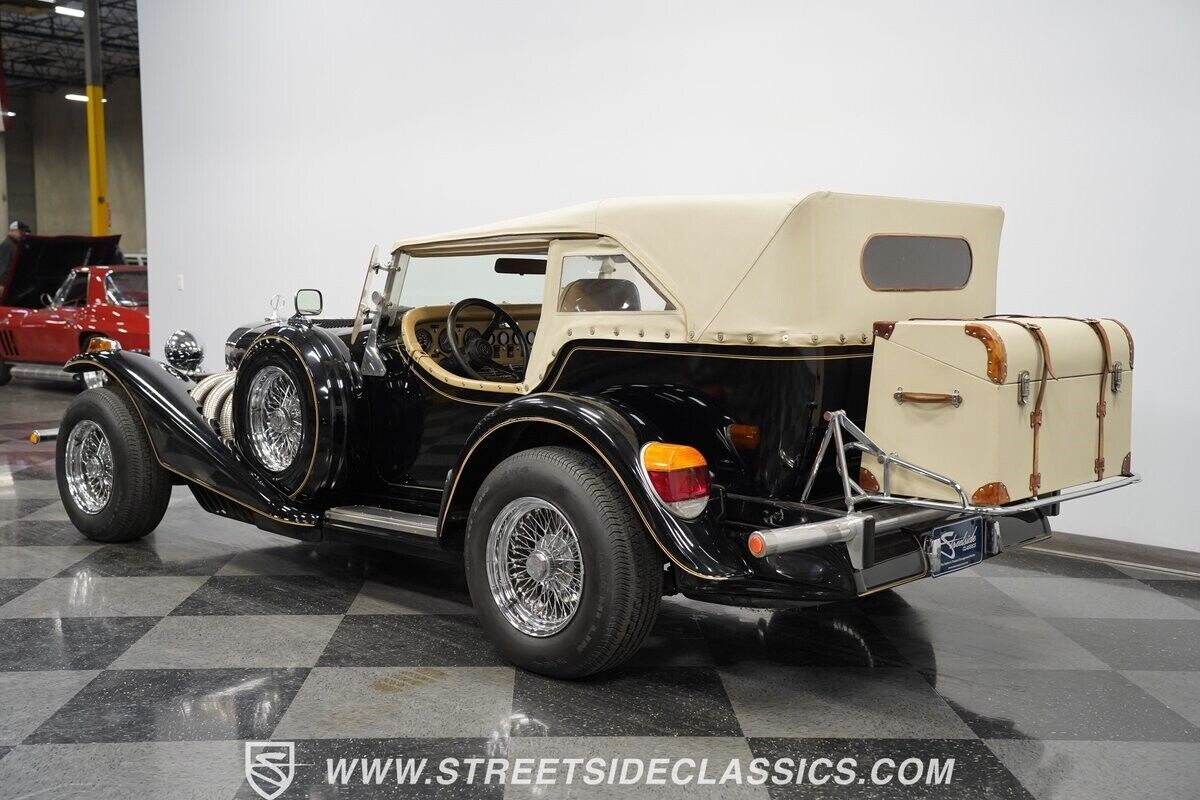 Excalibur-Series-III-1976-Black-Tan-75124-7