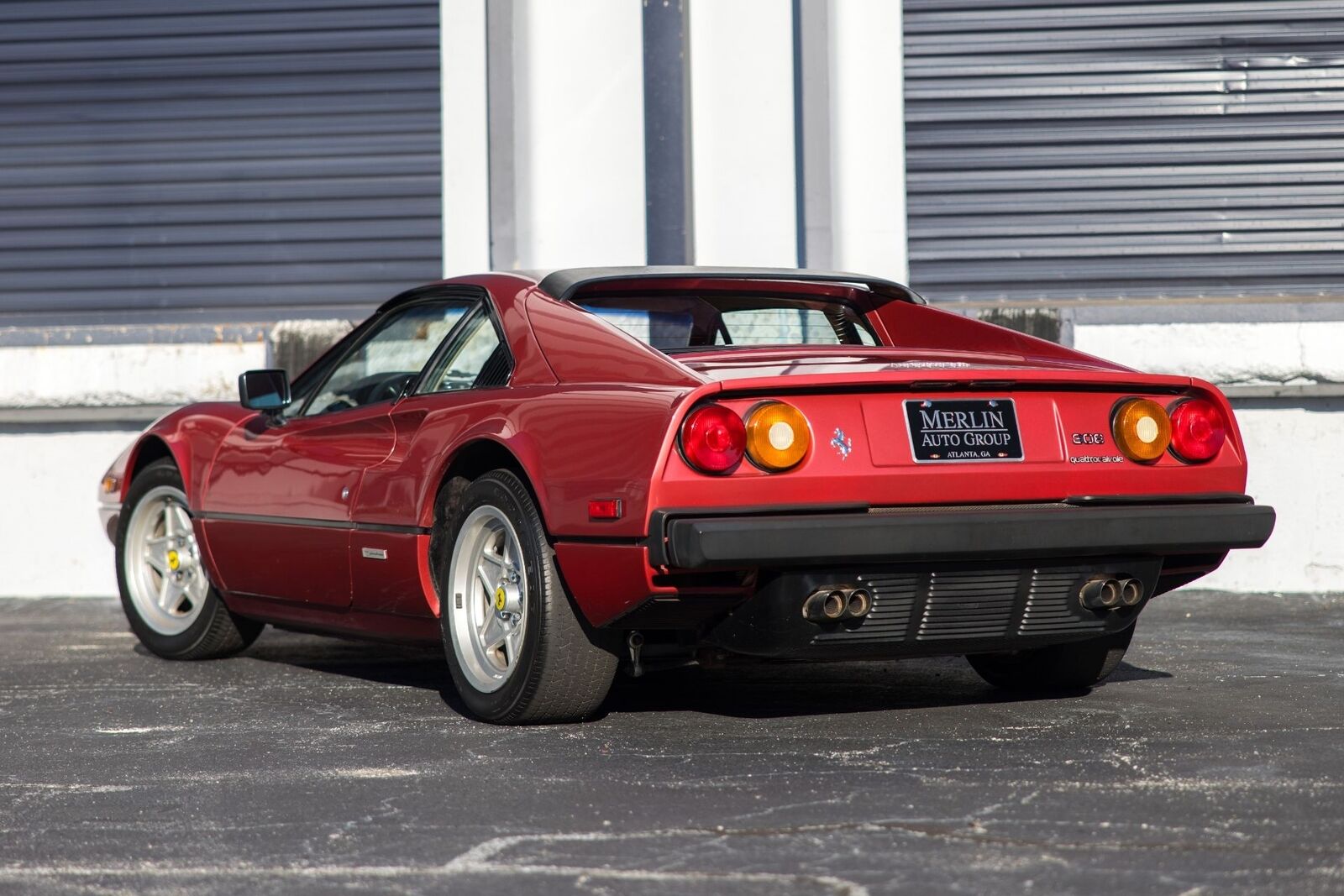 Ferrari-308-1983-Red-Tan-25613-11