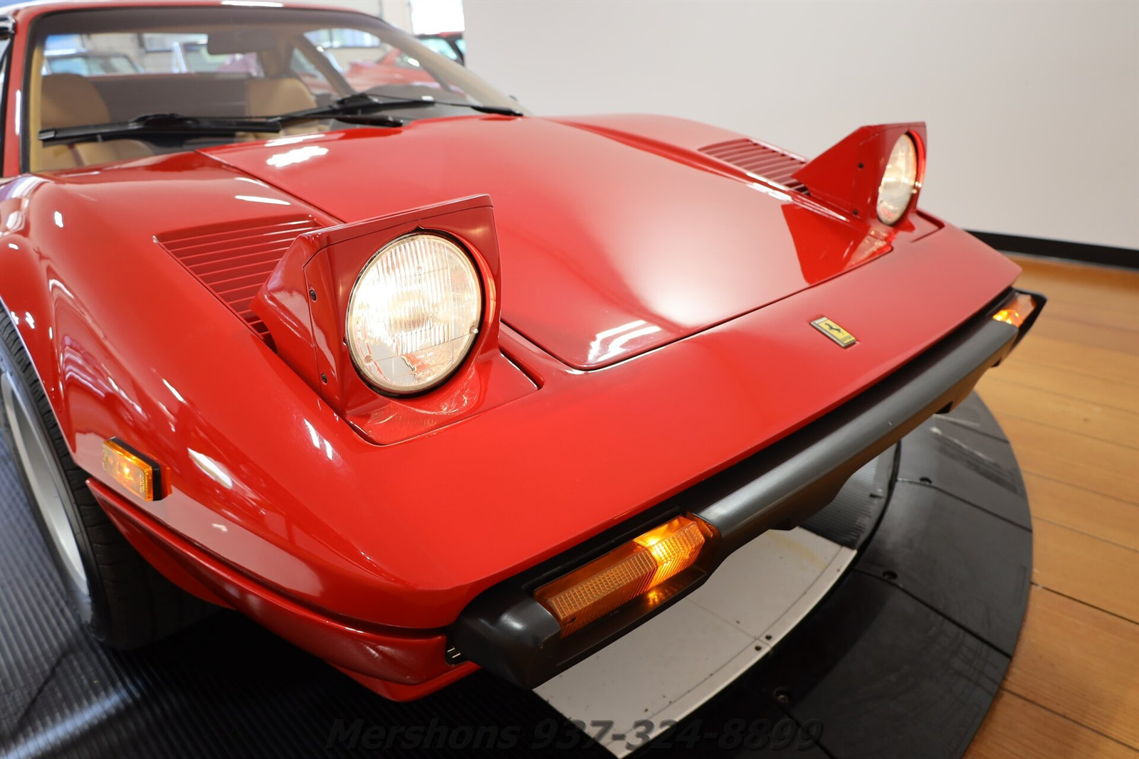 Ferrari-308-Coupe-1979-Red-Tan-59053-11